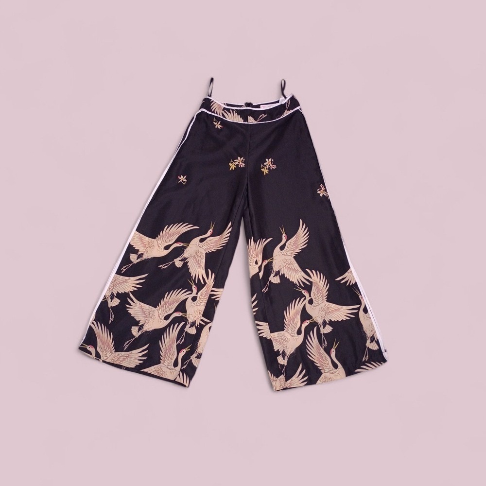 L'ATISTE Black Wide-Leg Pants with Crane Print